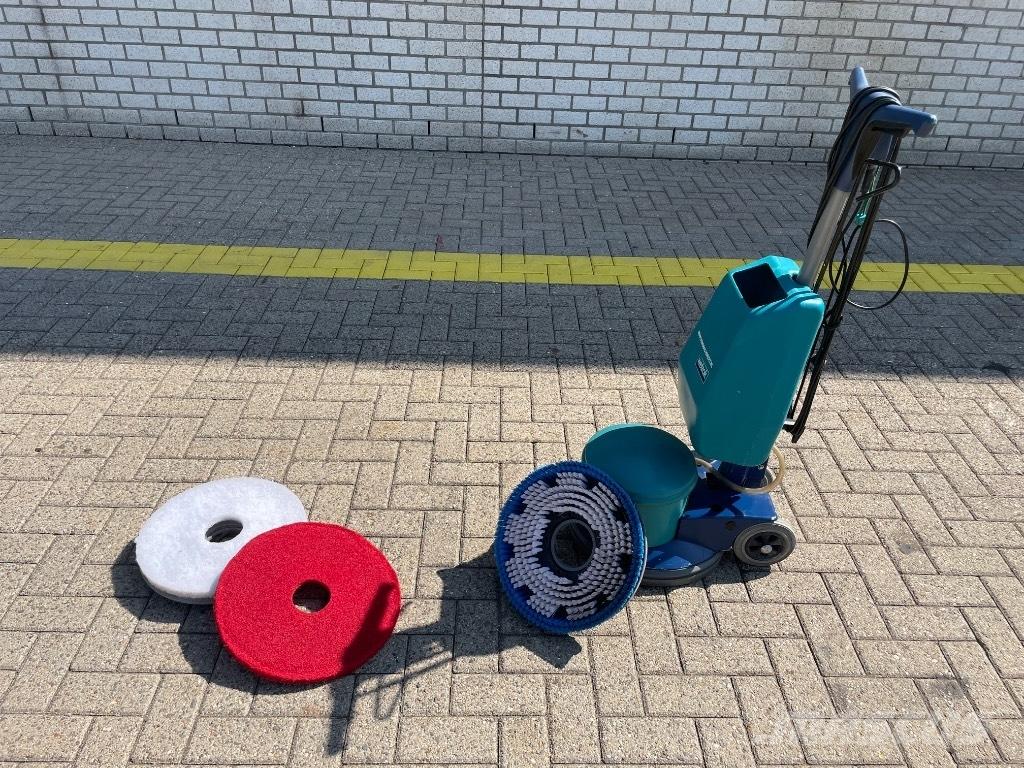 Wetrok Monodisc LS 路面清掃機