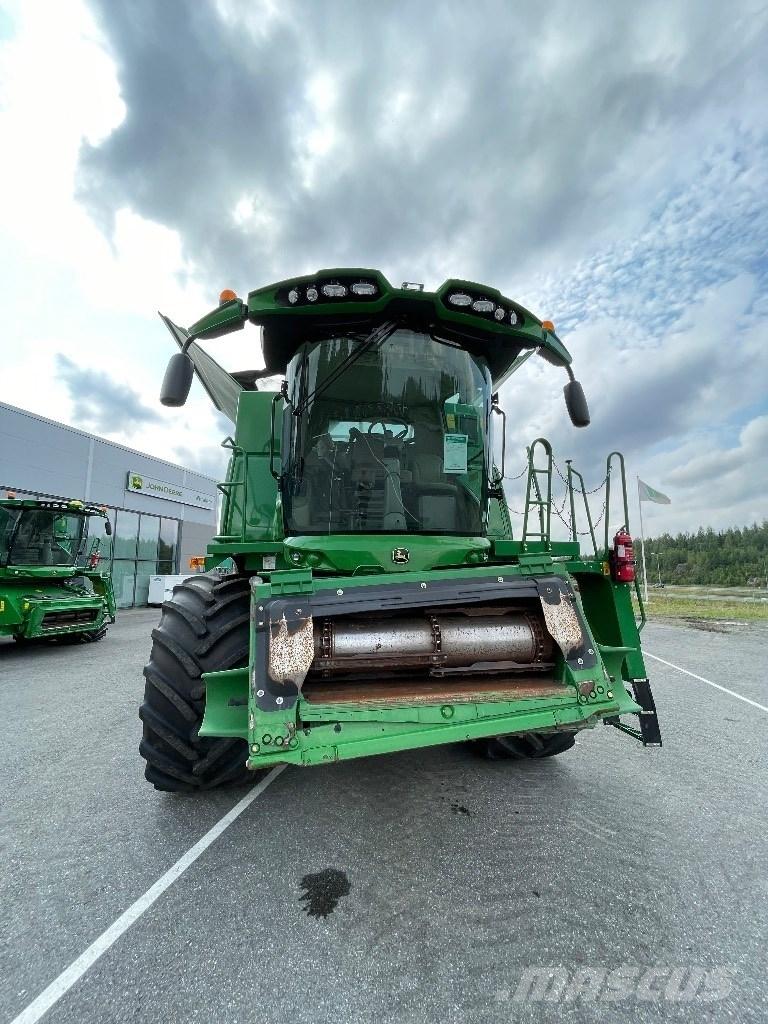 John Deere S 670 i コンバイン