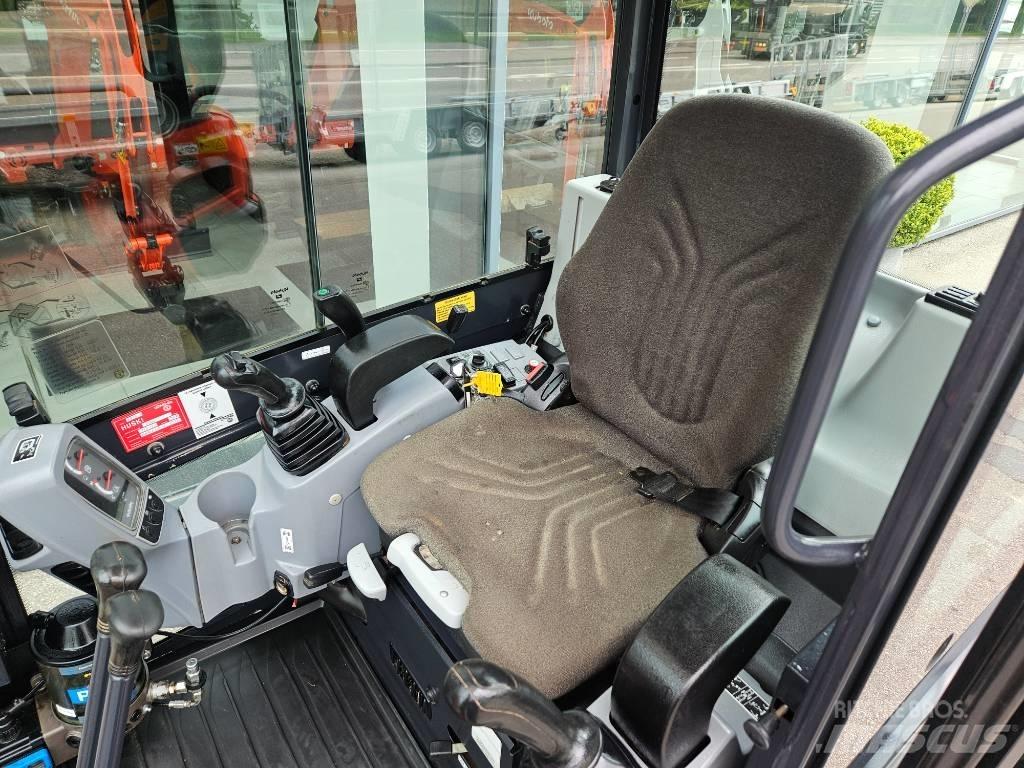 Kubota KX 019-4 ミニ油圧ショベル 7t以下（ミニユンボ・ミニディガー）