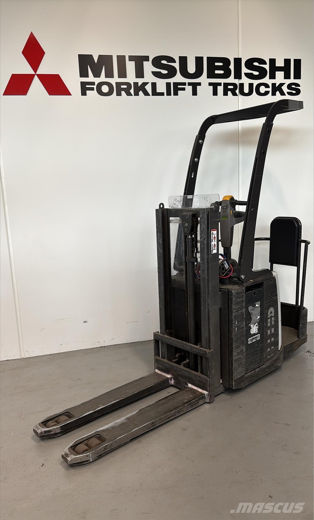 Atlet PDP200 プラットホームトラック