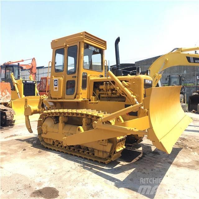 CAT D 6 D ブルドーザー