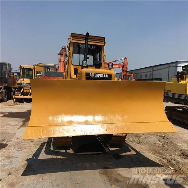 CAT D 6 D ブルドーザー
