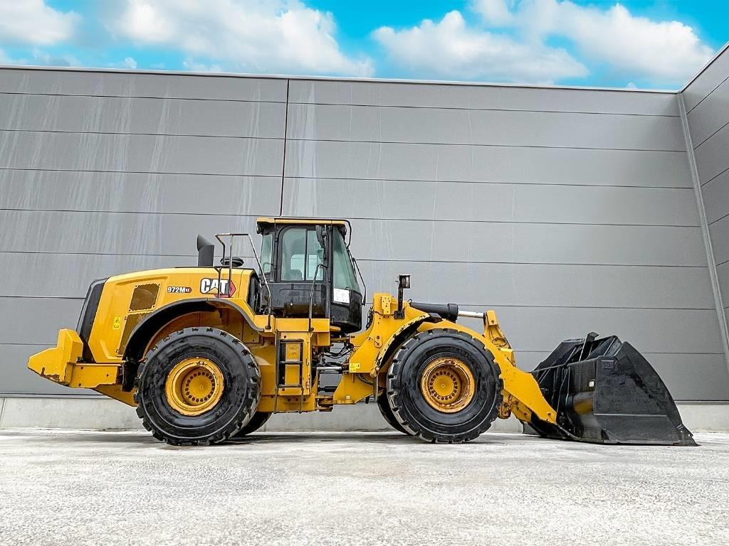 CAT 972M ホイールローダー・タイヤショベル