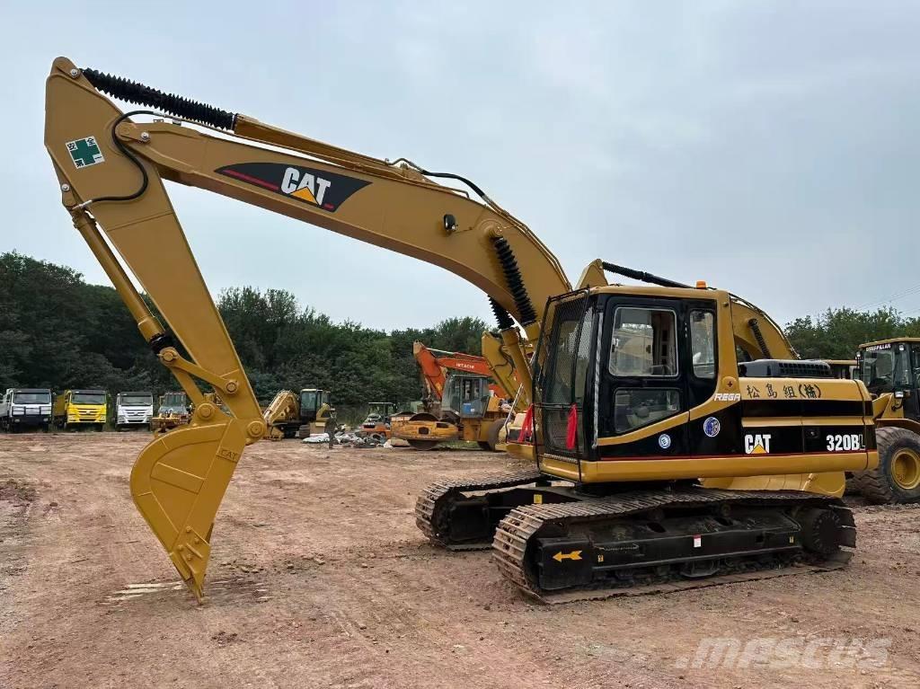CAT 320BL 大型油圧ショベル12t以上（パワーショベル・ユンボ）