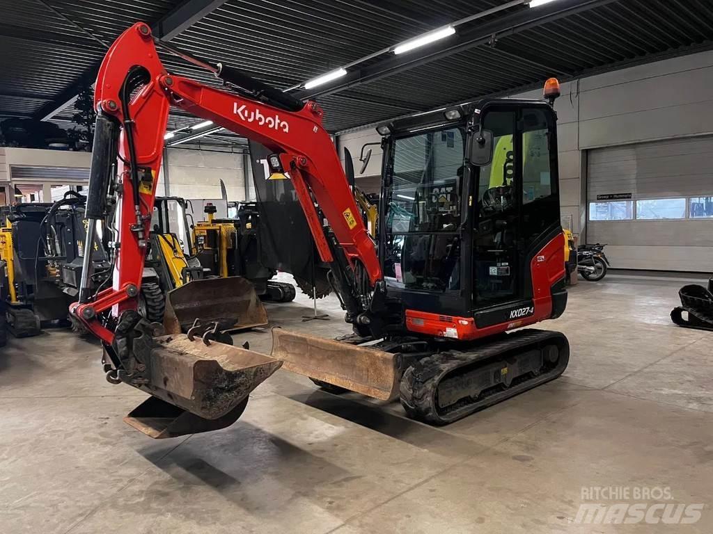 Kubota KX 027 ミニ油圧ショベル 7t以下（ミニユンボ・ミニディガー）