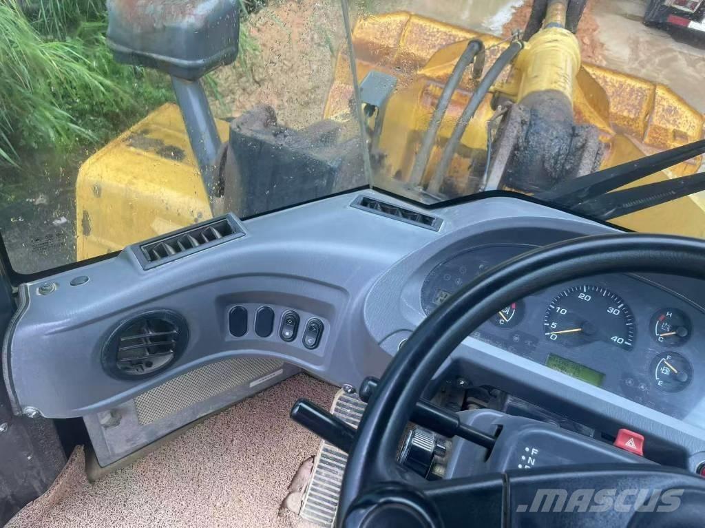 Komatsu WA 380-6 ホイールローダー・タイヤショベル