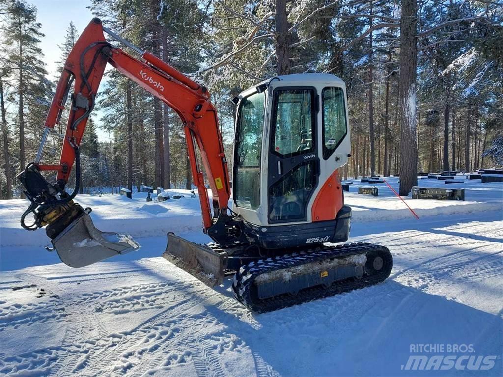 Kubota U25-3 ミニ油圧ショベル 7t以下（ミニユンボ・ミニディガー）