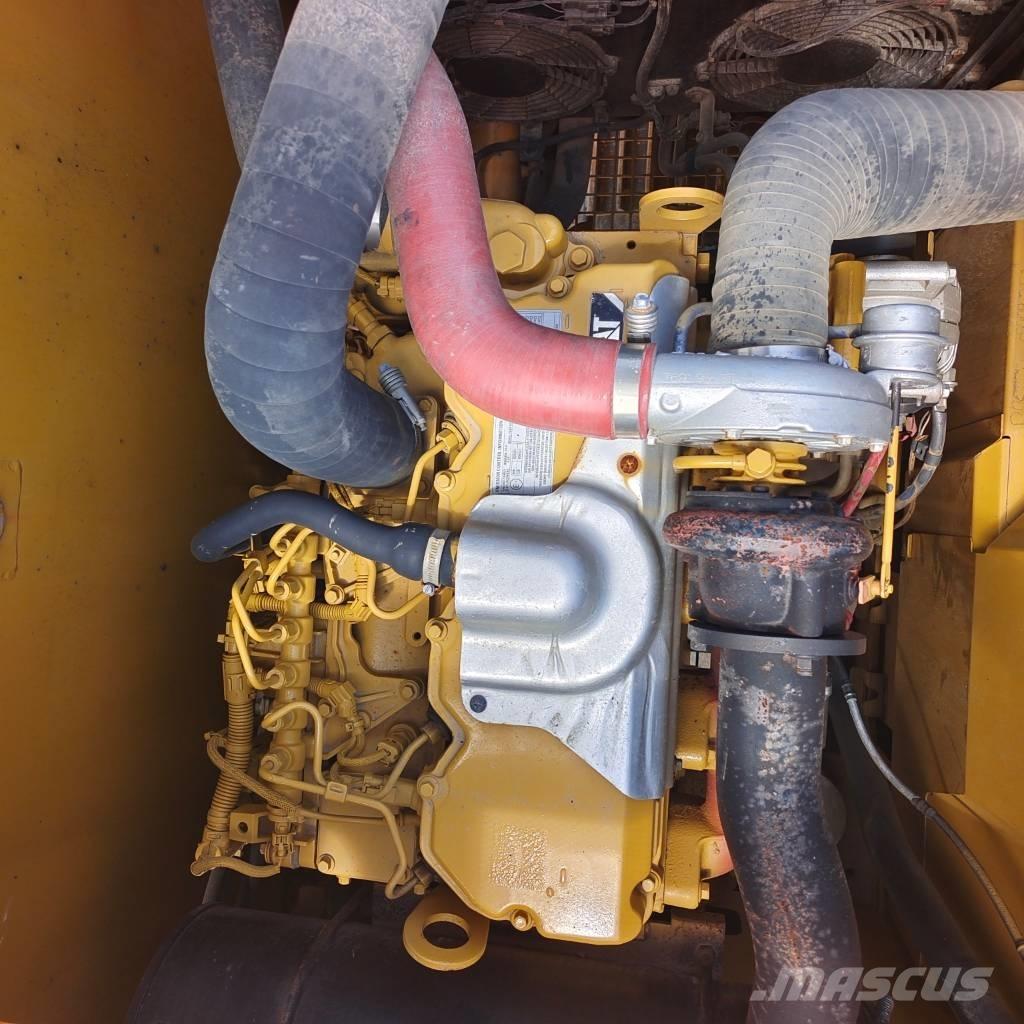 CAT 320 GC 大型油圧ショベル12t以上（パワーショベル・ユンボ）