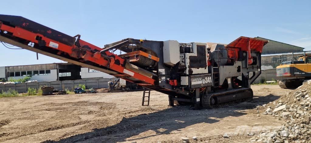 Sandvik QJ 341 自走式クラッシャー