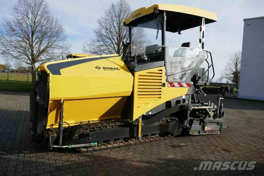 Bomag BF 300 C 小型アスファルト機械