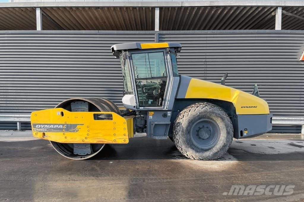 Dynapac CA3500D 振動ローラ