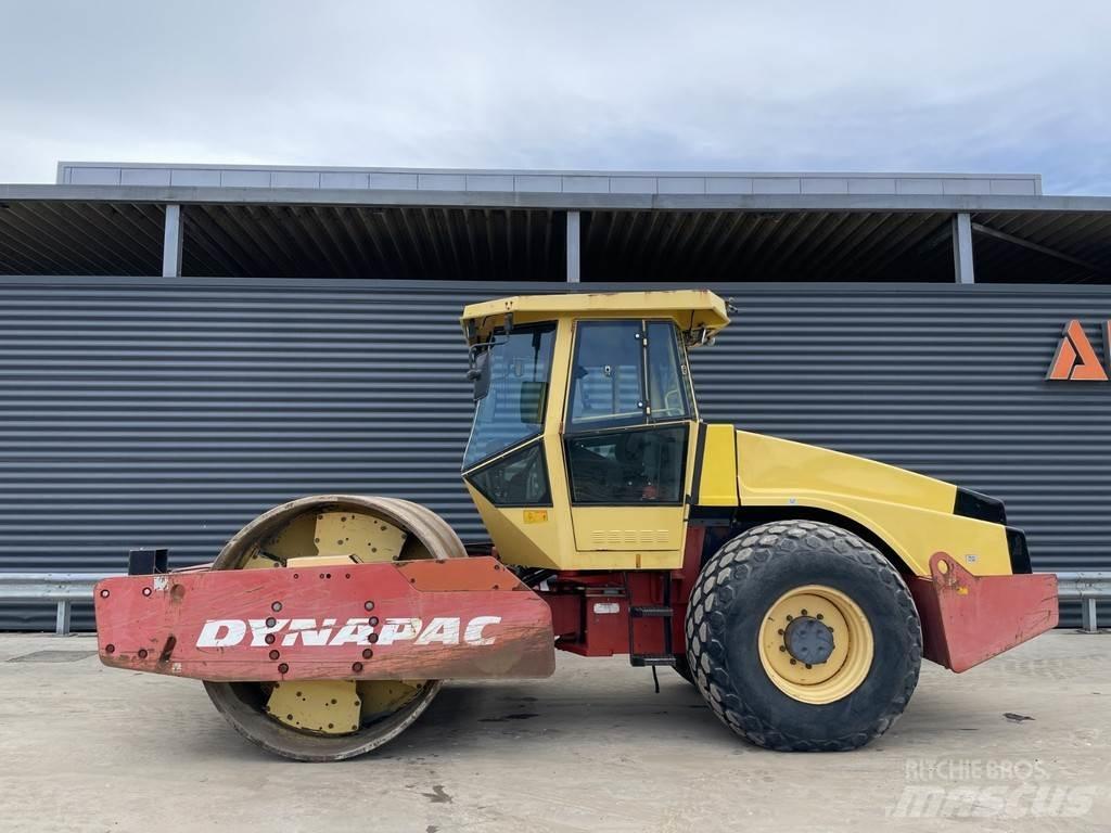 Dynapac CA512D 振動ローラ