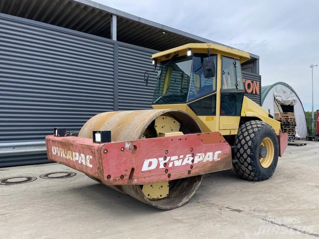 Dynapac CA512D 振動ローラ