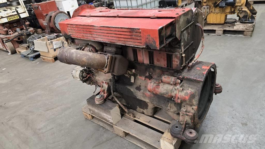 Deutz BF6L513RC エンジン