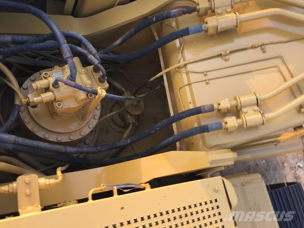 CAT 330 B 大型油圧ショベル12t以上（パワーショベル・ユンボ）