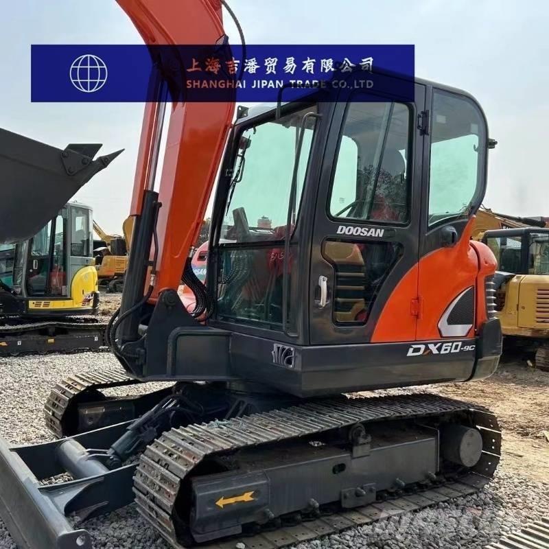 Doosan DX 60-9C ミニ油圧ショベル 7t以下（ミニユンボ・ミニディガー）