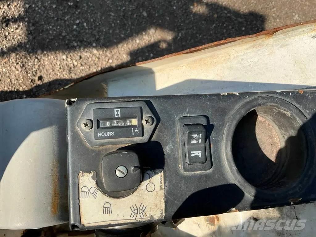 Bobcat 323K ミニ油圧ショベル 7t以下（ミニユンボ・ミニディガー）