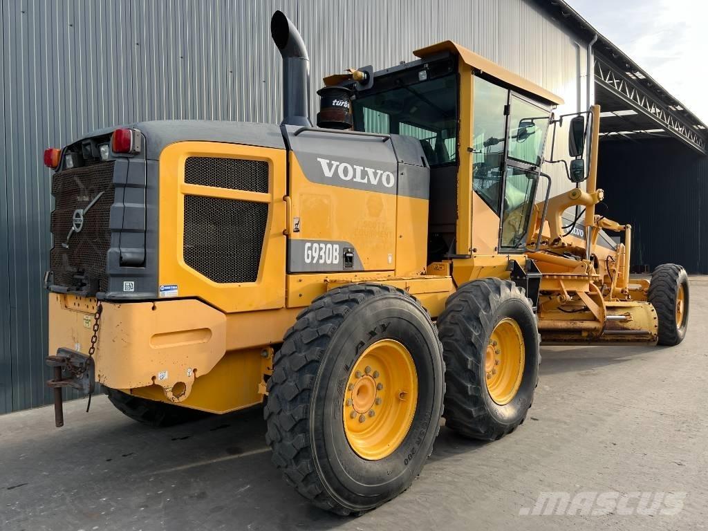 Volvo G930B モーターグレーダー