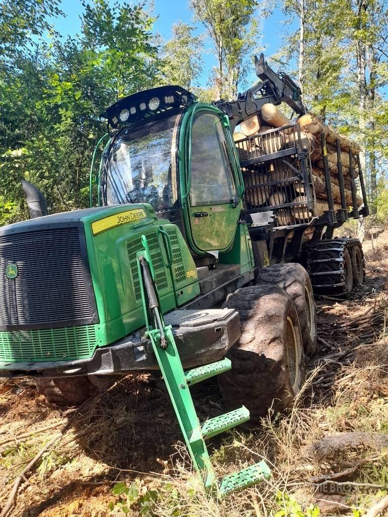 John Deere 1510 E フォワーダー