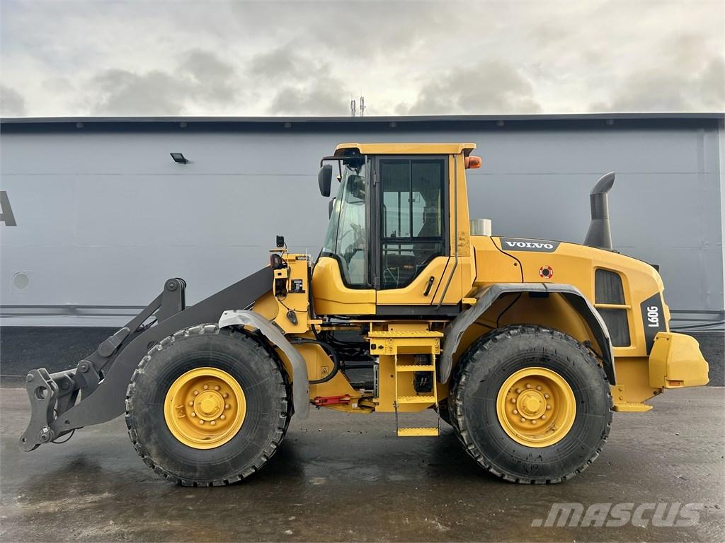 Volvo L60G LONGBOOM ホイールローダー・タイヤショベル