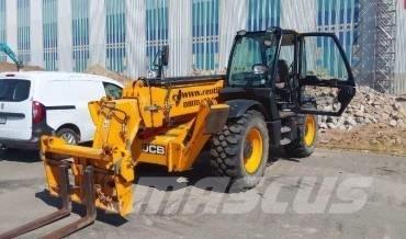JCB 540-140 テレスコーピックハンドラー