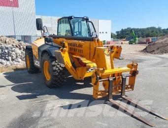 JCB 540-140 テレスコーピックハンドラー