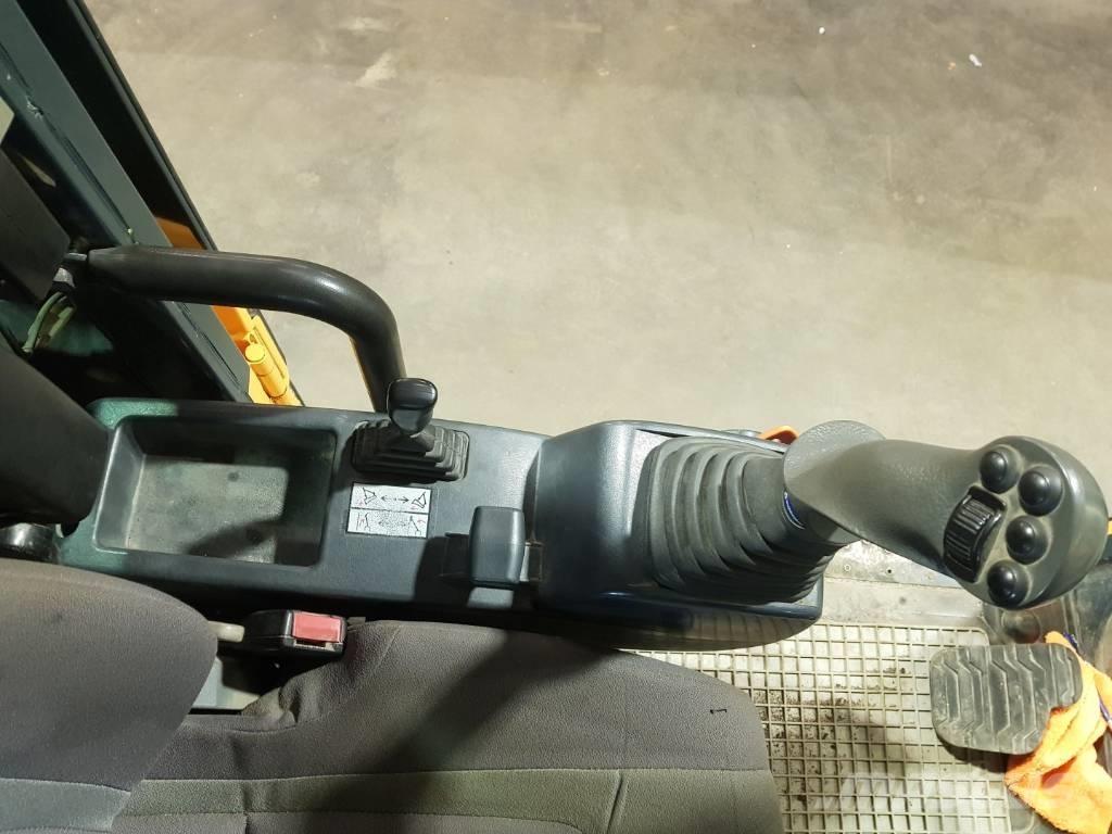 Hyundai R 160 W-9A ホイール式油圧ショベル（パワーショベル・ユンボ・バックホー）