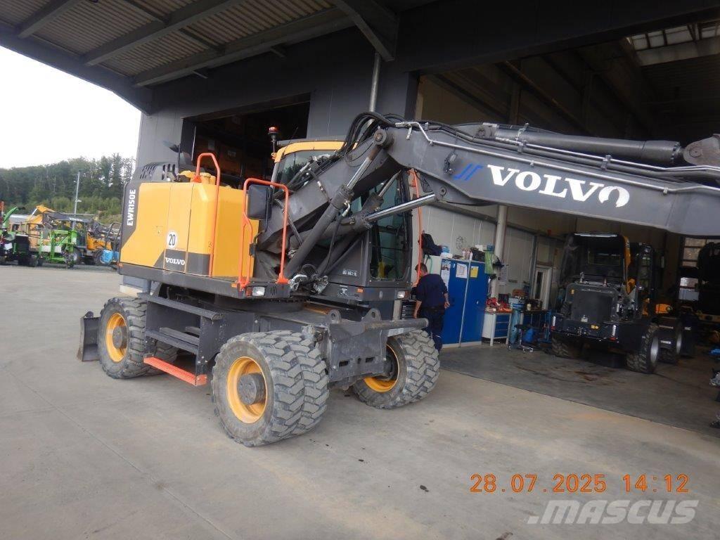 Volvo EWR 150 E ホイール式油圧ショベル（パワーショベル・ユンボ・バックホー）