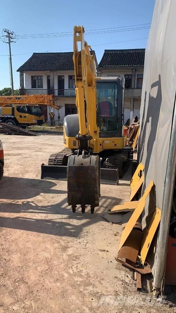 Komatsu PC 55 ミニ油圧ショベル 7t以下（ミニユンボ・ミニディガー）