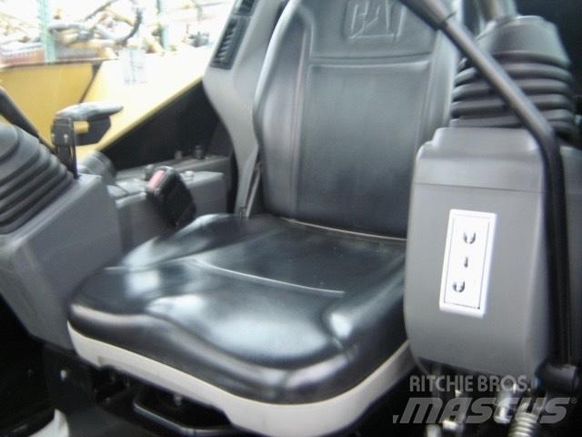 CAT 308 E 大型油圧ショベル12t以上（パワーショベル・ユンボ）