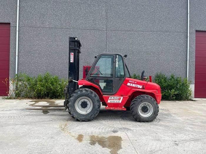 Manitou M 50.4 ラフターテレントラック