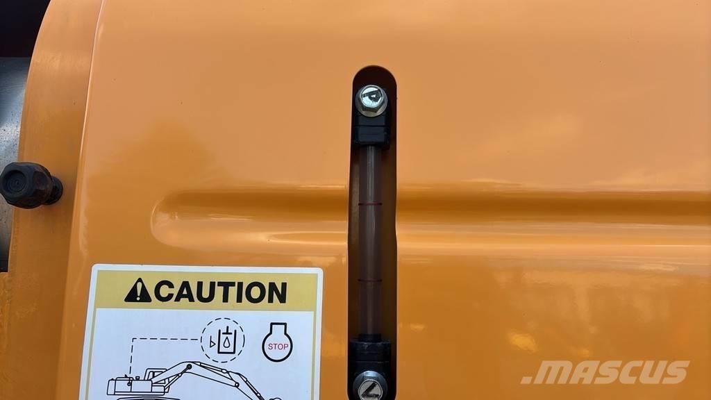Hyundai HX220L 特殊油圧ショベル