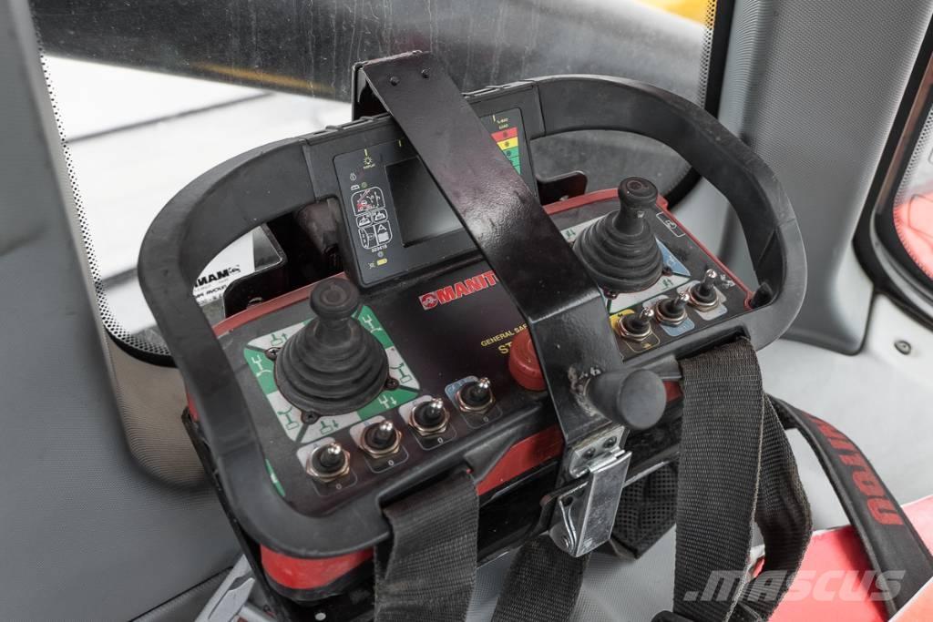 Manitou MRT 2260 テレスコーピックハンドラー