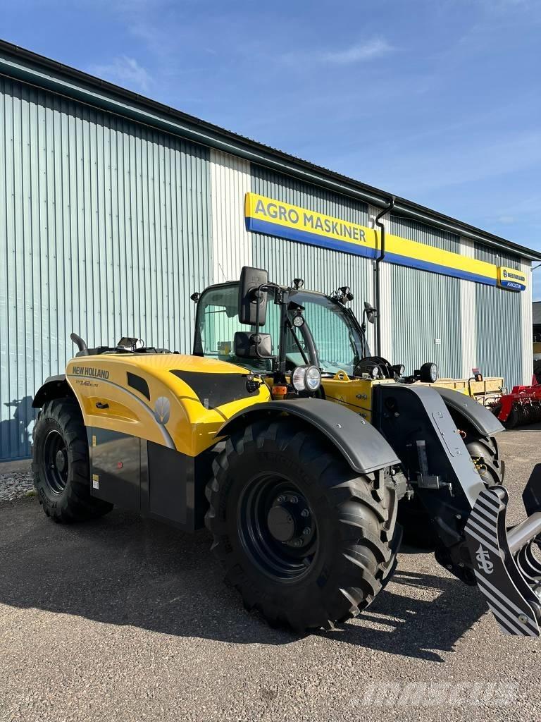 New Holland TH 7.42 テレスコーピックハンドラー