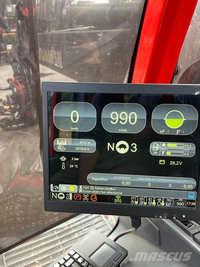 Komatsu 931 ハーベスター