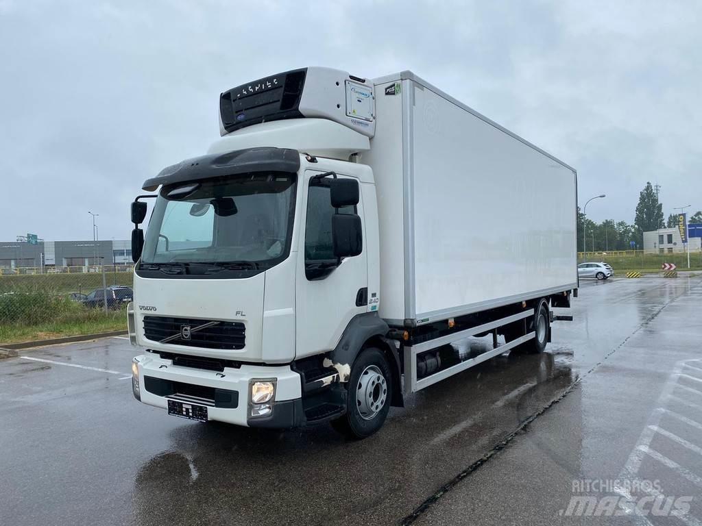 Volvo FL240 4x2 冷凍冷蔵車