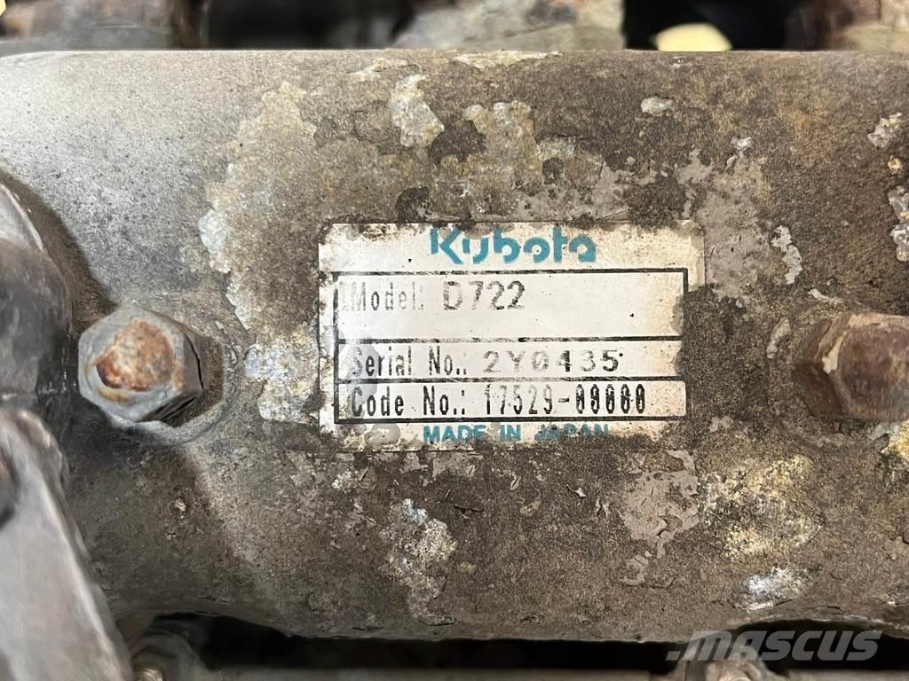 Kubota D722 ENGINE エンジン