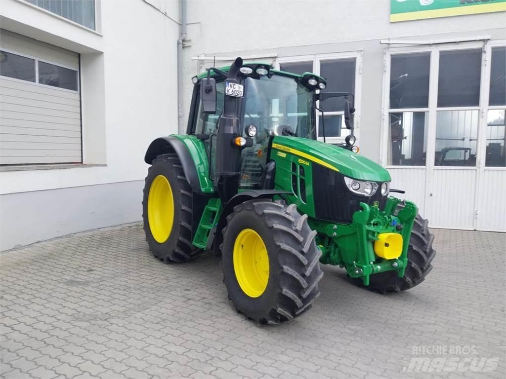 John Deere 6120M トラクター