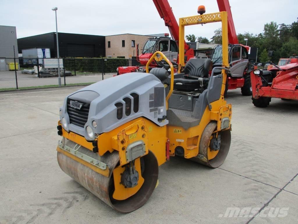 Hamm HD12VV (879) タンデムローラ