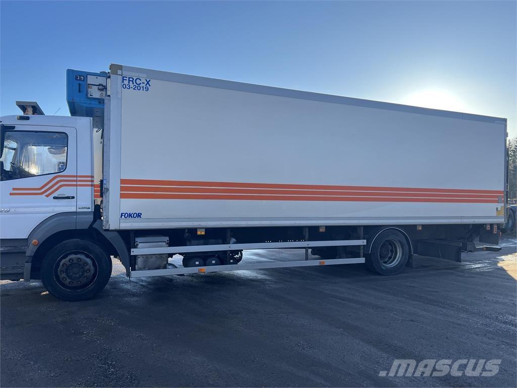 Mercedes-Benz Axor 冷凍冷蔵車
