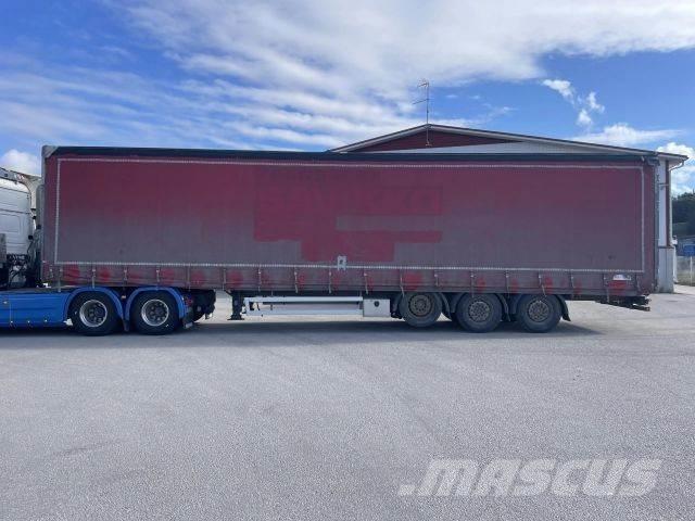 Schmitz Cargobull カーテンサイダー
