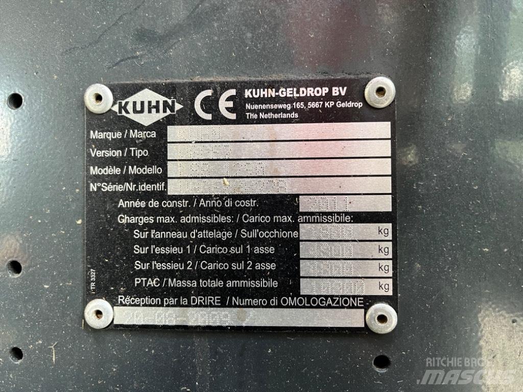 Kuhn LSB 1290 スクエアベーラー