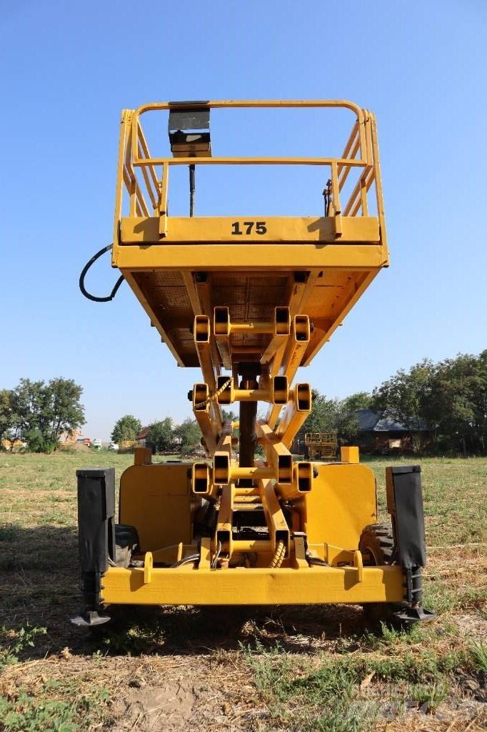 Haulotte H 15 SX シザースリフト