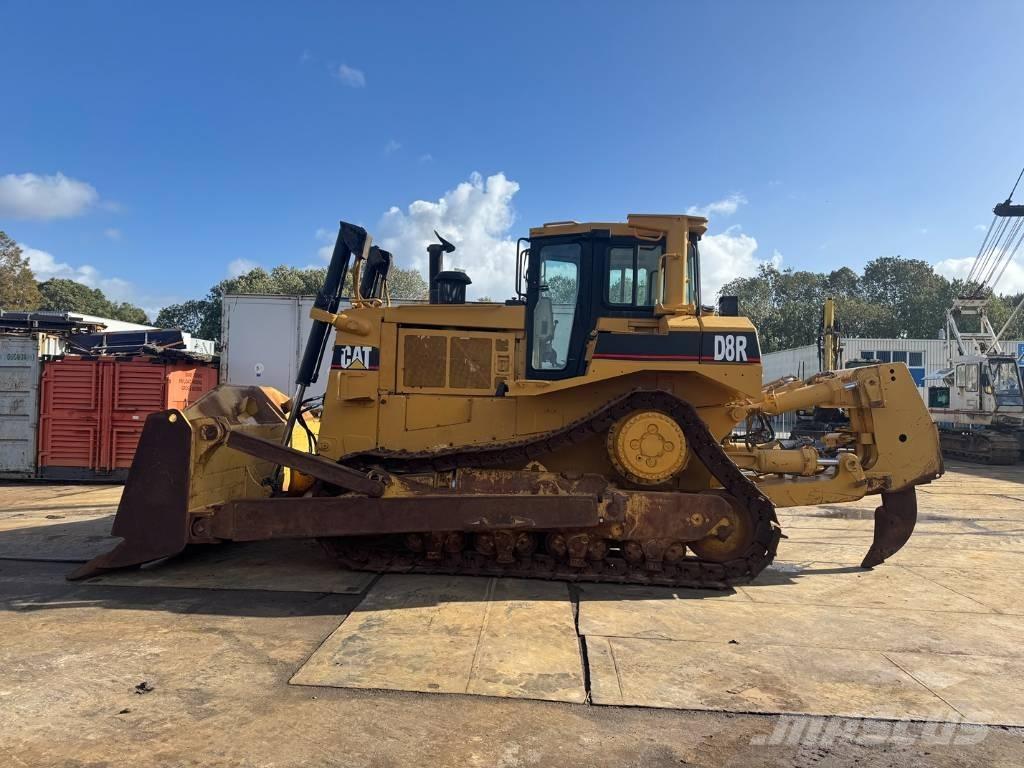 CAT D 8 R ブルドーザー