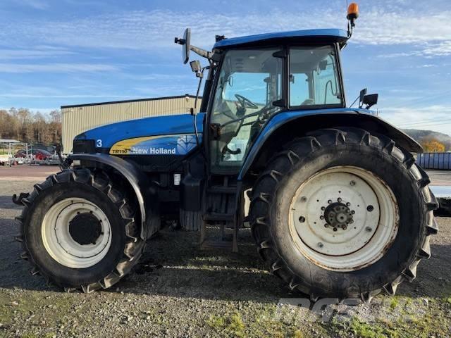 New Holland TM 190 トラクター