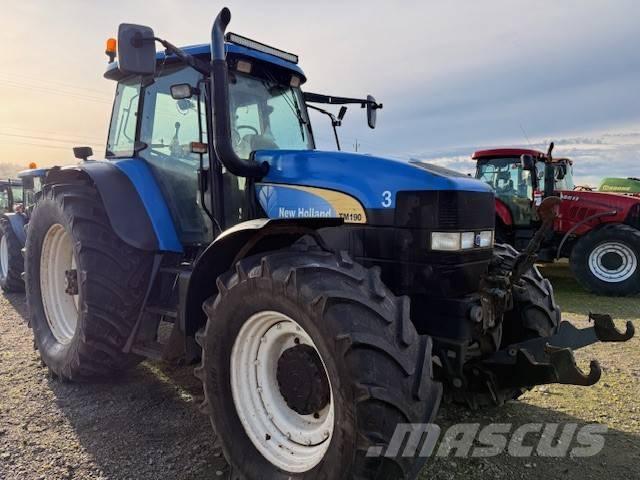New Holland TM 190 トラクター