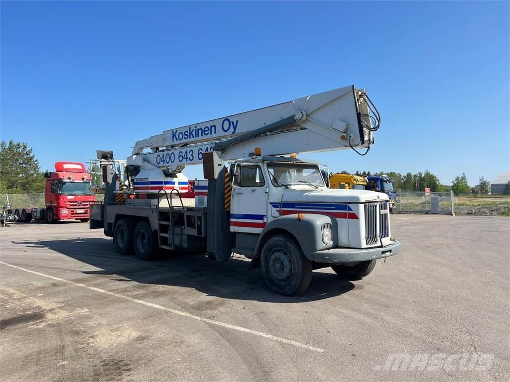 Scania 111 6X2 クレーントラック、ユニック車