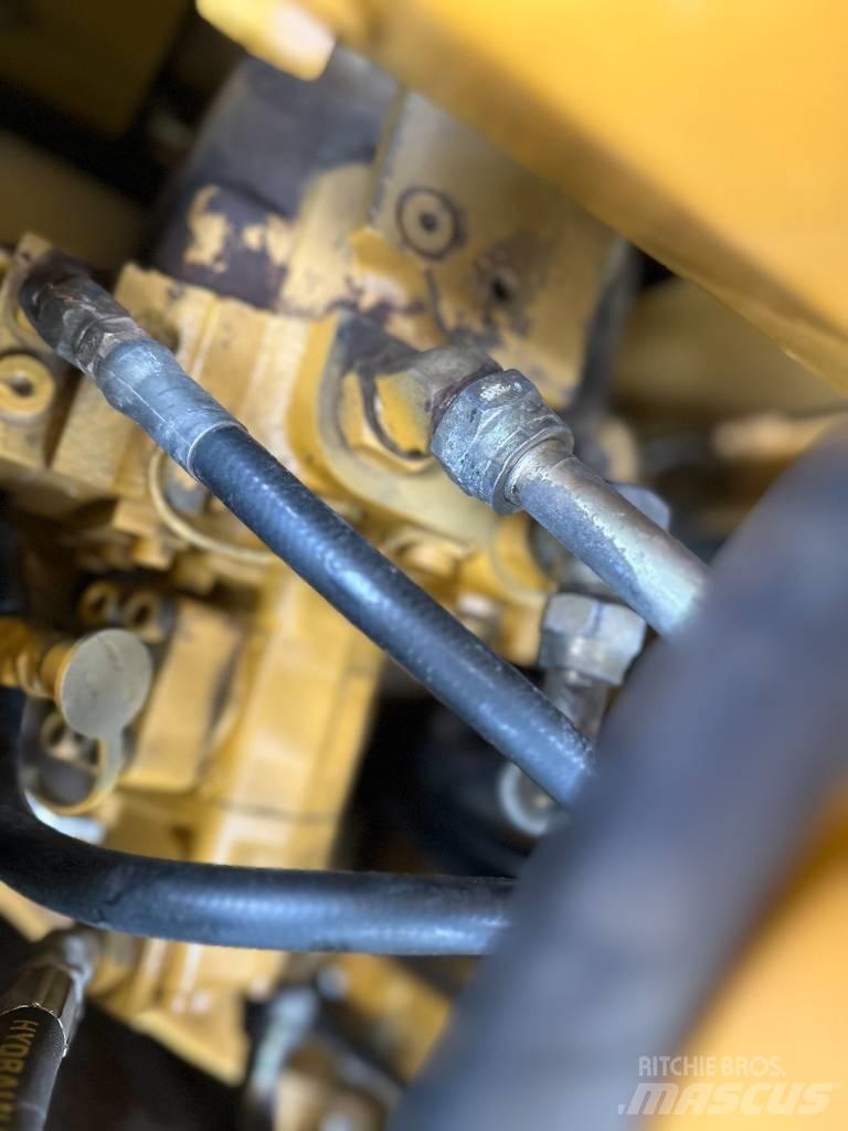 CAT 308C 大型油圧ショベル12t以上（パワーショベル・ユンボ）