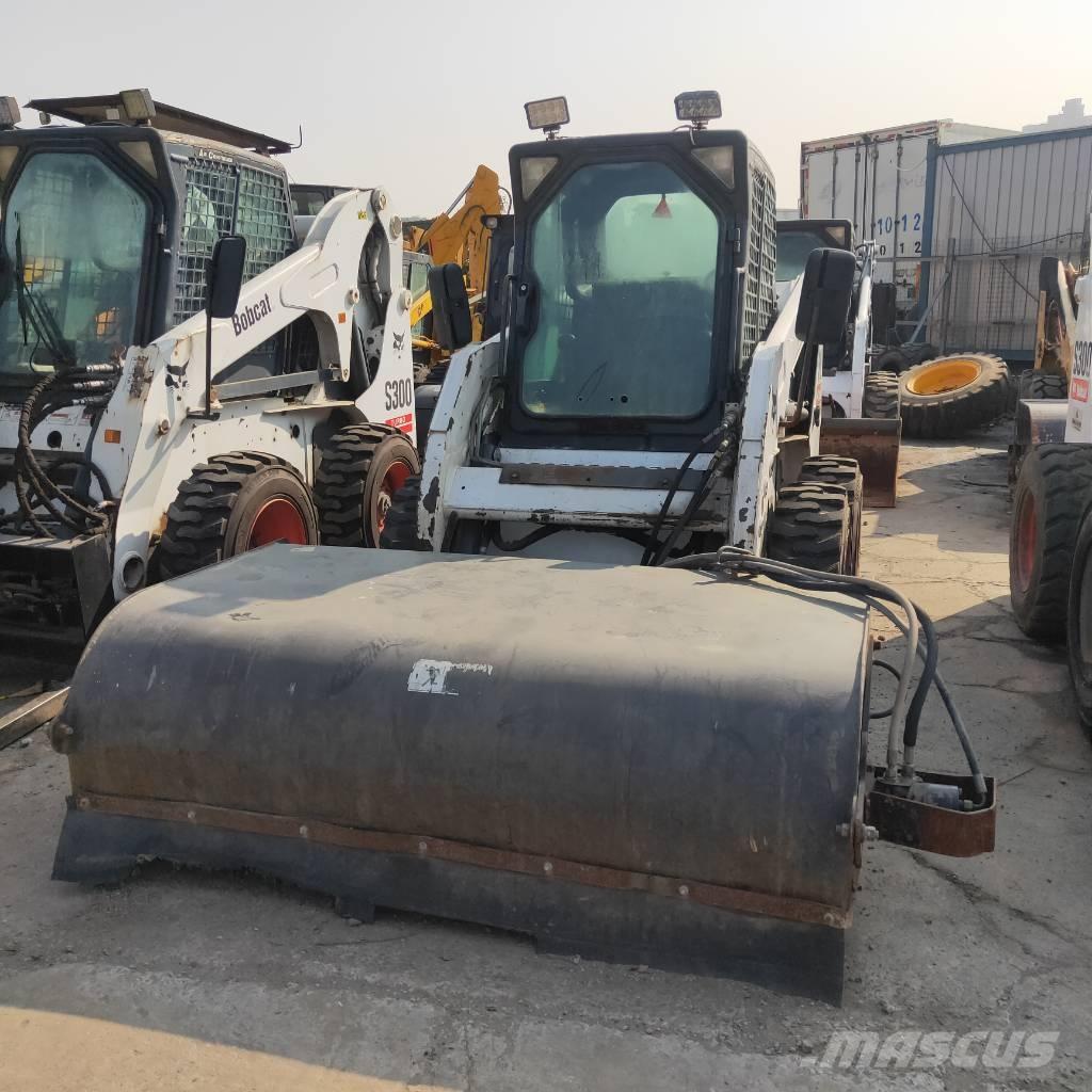 Bobcat S160 スキッドステアローダー