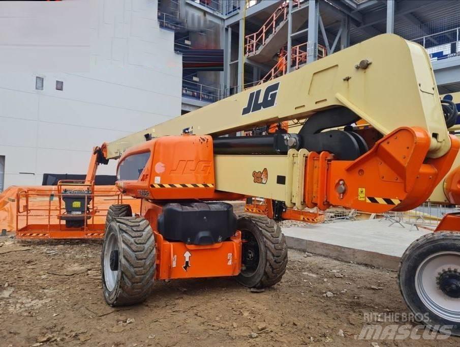 JLG 1250 AJP ブームリフト　屈伸型